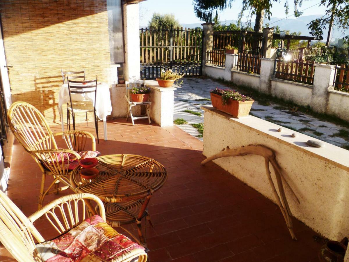 B&B Colle Di Terria Country House Contigliano Exterior foto